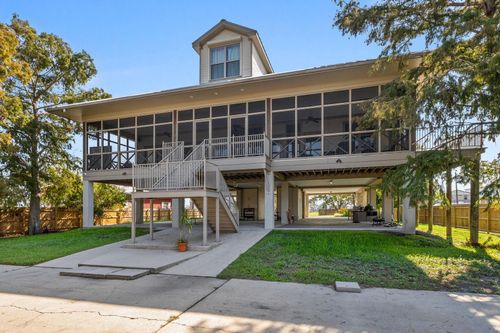 5318 Privateer Blvd, Barataria, LA, 70036-4722 | Card Image