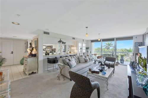 apt-303-6573 Marissa Loop, NAPLES, FL, 34108-8297 | Card Image