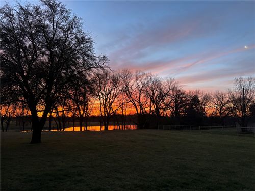 1276 County Road 260, Gainesville, TX, 76240-6370 | Card Image