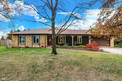 7493 W Ivy Court, House other with 3 bedrooms, 2 bathrooms and null parking in New Palestine IN | Image 1