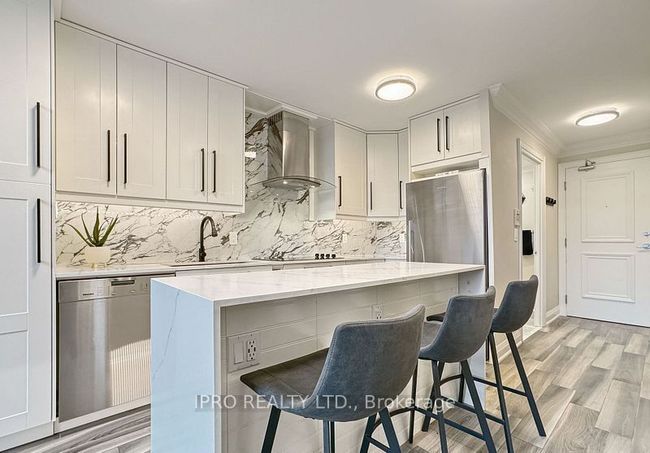 210 - 200 Manitoba St, Condo with 2 bedrooms, 2 bathrooms and null parking in Etobicoke ON | Image 4