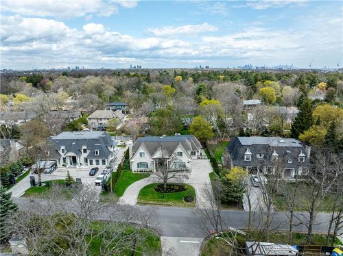 1511 Broadmoor Ave, Mississauga, ON, L5G3T7 | Card Image