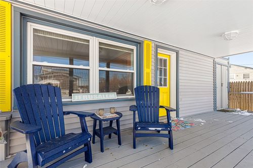 6 Mac Alder St, Narragansett, RI, 02879-5860 | Card Image