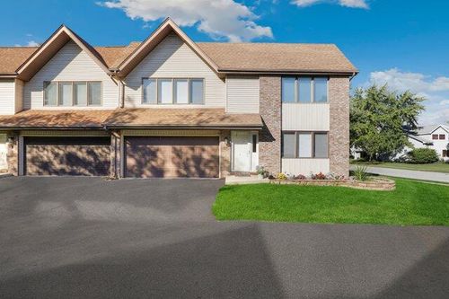 apt-a-741 Newcastle Dr, Schererville, IN, 46375-3165 | Card Image