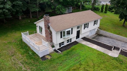 471 Moosup Pond Rd, Moosup, CT, 06354-1812 | Card Image