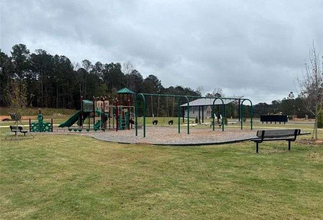 5370 Tolar Rd, House other with 5 bedrooms, 3 bathrooms and null parking in Fairburn GA | Image 4