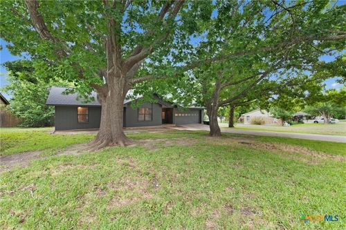 1501 Wofford Dr, Burnet, TX, 78611-2728 | Card Image