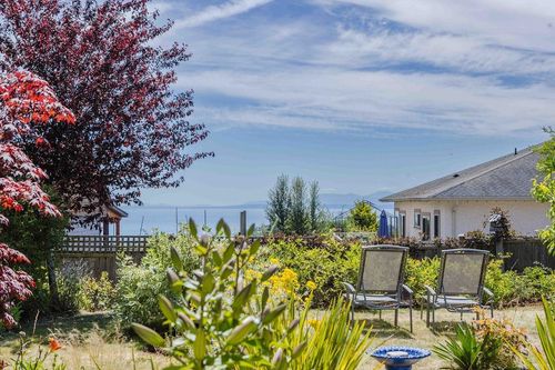 6360 Baillie Rd, Sechelt, BC, V7Z0V2 | Card Image