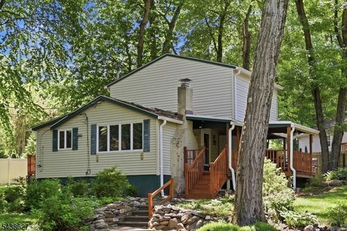 9 Juniper Trl, Kinnelon, NJ, 07405-2837 | Card Image