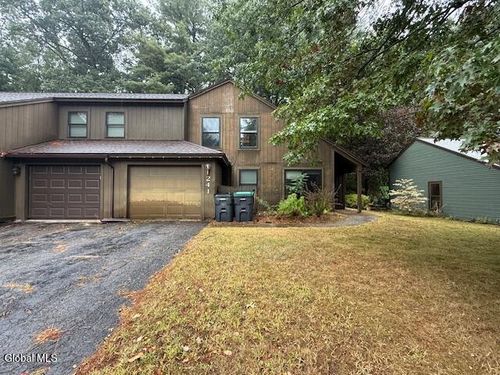 241 Thimbleberry Rd, Malta, NY, 12020-4385 | Card Image