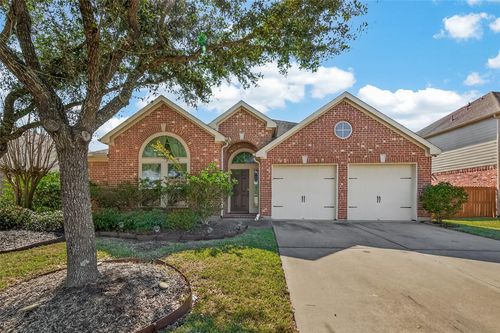 13612 Evening Wind Dr, Pearland, TX, 77584-1753 | Card Image