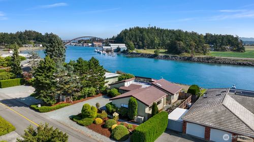 116 Lummi Dr, La Conner, WA, 98257-9631 | Card Image