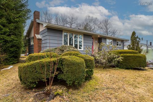 44 White Birch Dr, Timberlea, NS, B3T1E2 | Card Image