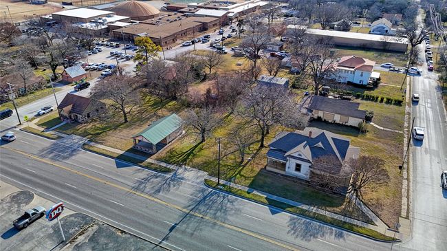 400 S Broad St, House other with 2 bedrooms, 1 bathrooms and null parking in Saint Jo TX | Image 19
