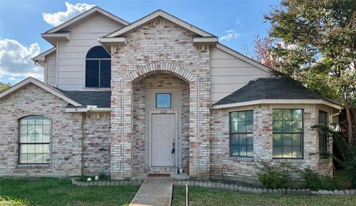 2105 Flamingo Dr, Flower Mound, TX, 75028-7255 | Card Image