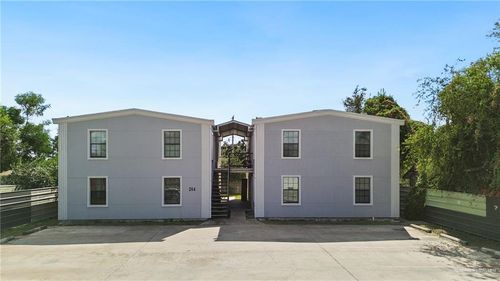 204 E 4th St, San Juan, TX, 78589-3082 | Card Image