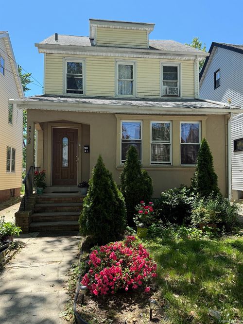 241-08 Mayda Road, New York, NY, 11422 | Card Image