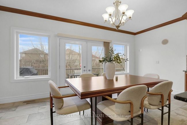 2820 Devon Rd, House other with 4 bedrooms, 3 bathrooms and 4 parking in London ON | Image 15