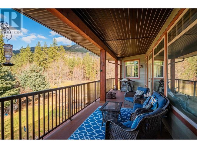 250 1 St Ave, House other with 3 bedrooms, 5 bathrooms and 3 parking in Kootenay Boundary BC | Image 23