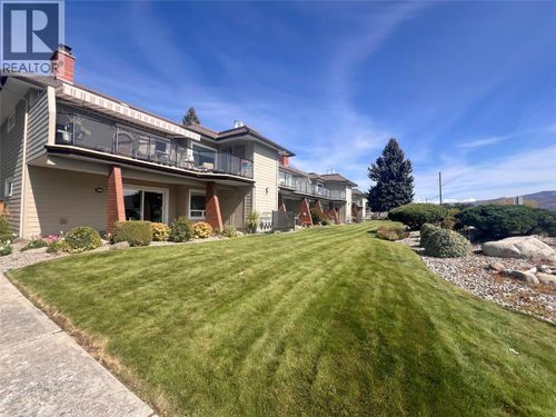 106-4340 Beach Ave, Peachland, BC, V0H1X6 | Card Image