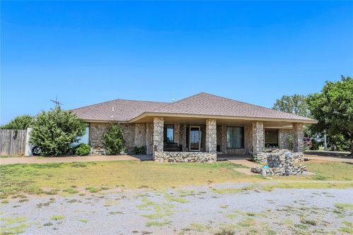 3046 Old 66 Rd, Hydro, OK, 73048-9692 | Card Image