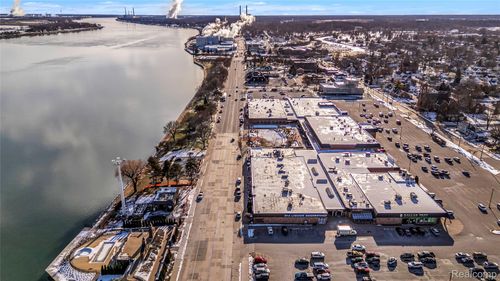 b-201 N Riverside Ave, Saint Clair, MI, 48079-5491 | Card Image