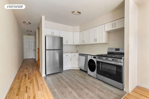 1b-106 Clifton Pl, Brooklyn, NY, 11238-7200 | Card Image