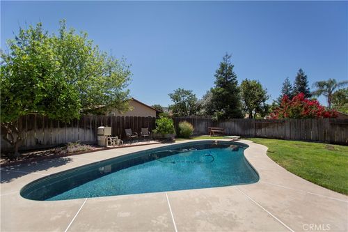 3360 Vanderbilt Ave, Turlock, CA, 95382-0528 | Card Image