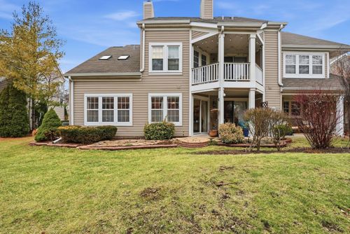 352-352 Kildare Ct, Carol Stream, IL, 60188-4826 | Card Image