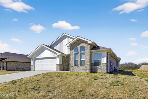 2306 N Greystone Sq, Webb City, MO, 64870-9279 | Card Image