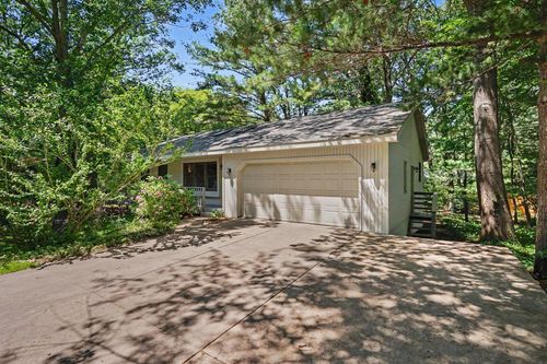 2003 Harbor Inn St, Holland, MI, 49424-7606 | Card Image