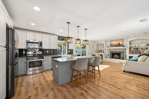 639 Judson St, Escondido, CA, 92027 | Card Image