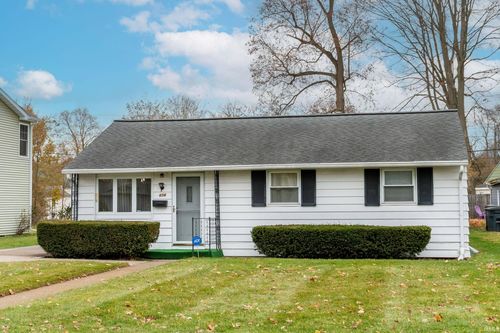 606 N Twyckenham Dr, South Bend, IN, 46617-2147 | Card Image