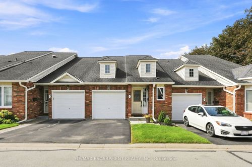 2-222 Fellowes Cres, Hamilton, ON, L8B0R1 | Card Image