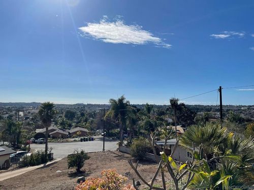a-1255 Rhea Pl, Vista, CA, 92084-4346 | Card Image