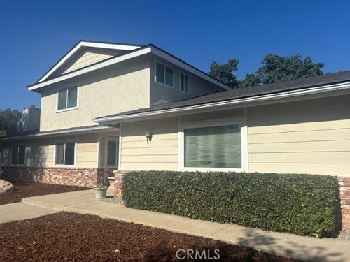 4989 Cochran St, Simi Valley, CA, 93063-3061 | Card Image