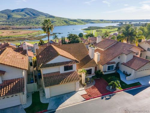 10137 Greenleaf Rd, Spring Valley, CA, 91977-6545 | Card Image