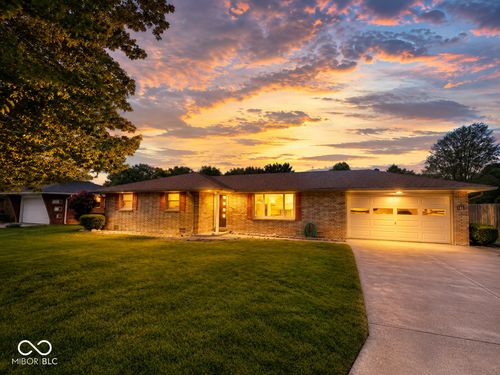 816 Imy Ln, Anderson, IN, 46013-3826 | Card Image