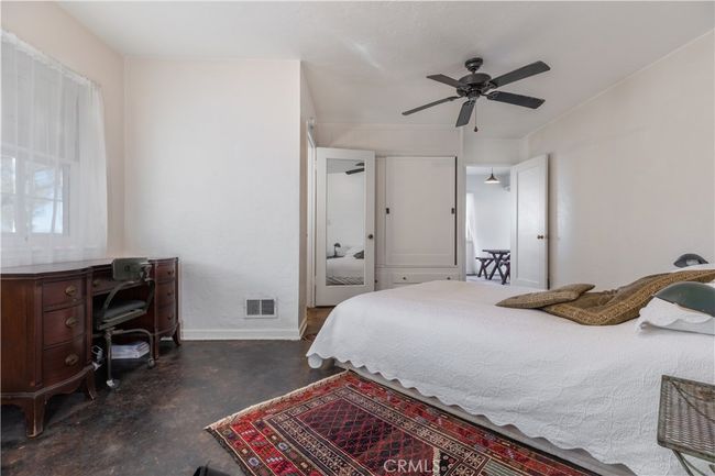 330 Sage Flats Dr, House other with 3 bedrooms, 2 bathrooms and 2 parking in Olancha CA | Image 17