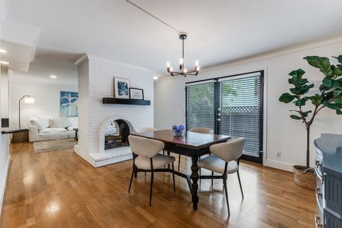 113-5932 Sandhurst Ln, Dallas, TX, 75206-4745 | Card Image