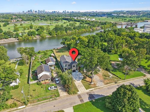 1714A River Dr, Nashville, TN, 37218-3238 | Card Image