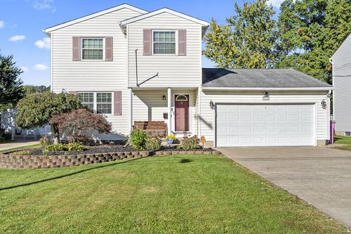 64 Woodbine Dr, Ontario, OH, 44906 | Card Image