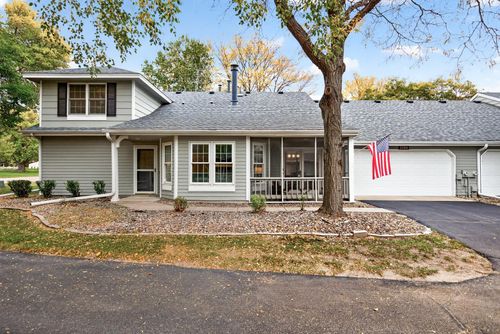7780 Glenda Ct, Apple Valley, MN, 55124-6330 | Card Image