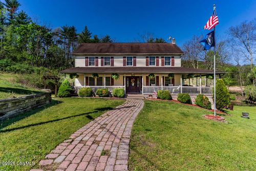 2582 Middle Rd, HONEY GROVE, PA, 17035-7261 | Card Image
