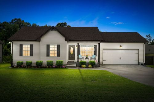 552 Tracy Ln, Clarksville, TN, 37040-6538 | Card Image