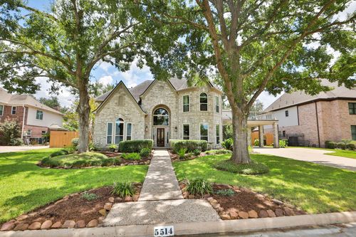 5514 Summer Snow Dr, Houston, TX, 77041-6558 | Card Image