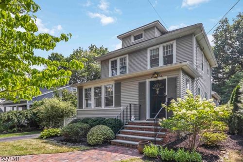 93 Lafayette Ave, Chatham, NJ, 07928-2058 | Card Image