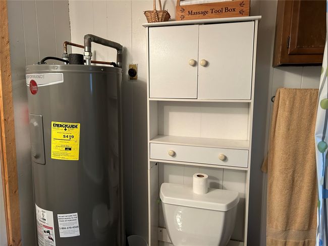 Toilet and Water Heater | Image 29