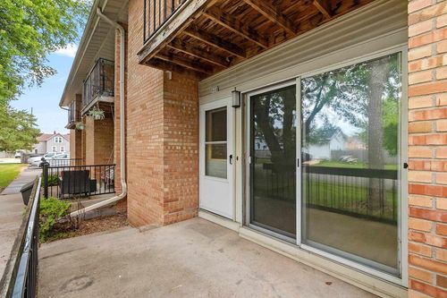 908 Georgia Street, OSHKOSH, WI, 54902 | Card Image