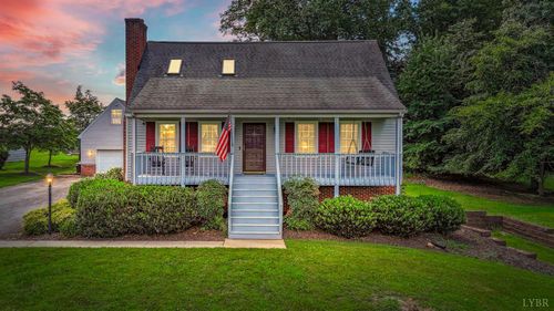 1095 Great Oak Rd, Forest, VA, 24551-2368 | Card Image